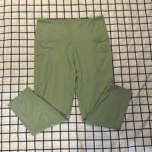 •Cute Core 10 leggings•